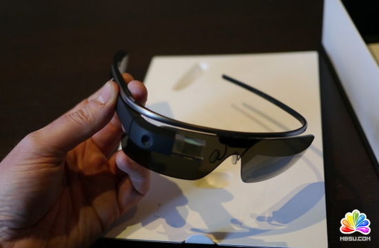 谷歌眼鏡開(kāi)箱初體驗(yàn)
